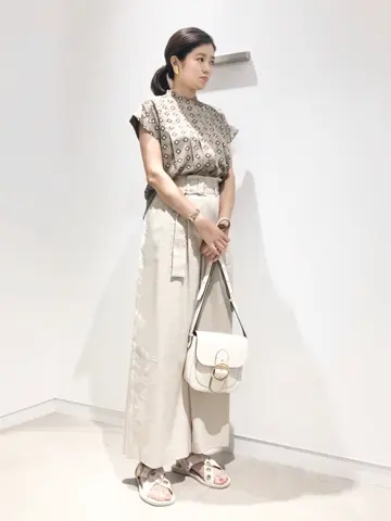 JOSEPH スタッフ コーディネート画像