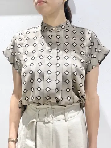 JOSEPH スタッフ コーディネート画像