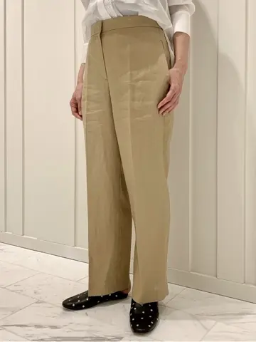 JOSEPH スタッフ コーディネート画像