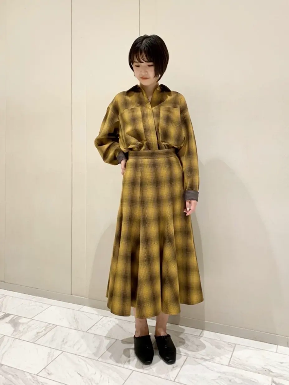 JOSEPH スタッフ コーディネート画像