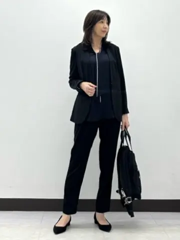 ICB L スタッフ コーディネート画像