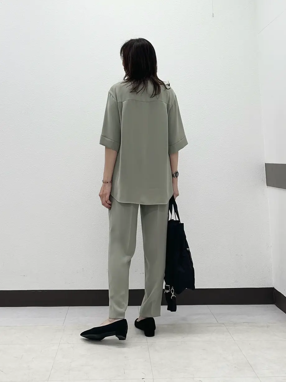 ICB L スタッフ コーディネート画像