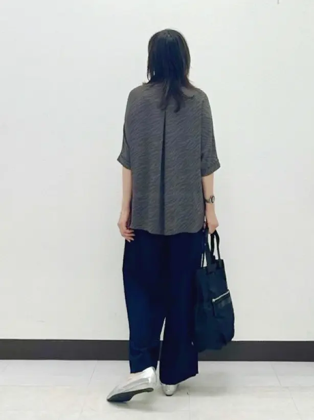 ICB L スタッフ コーディネート画像