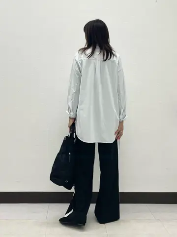 ICB L スタッフ コーディネート画像