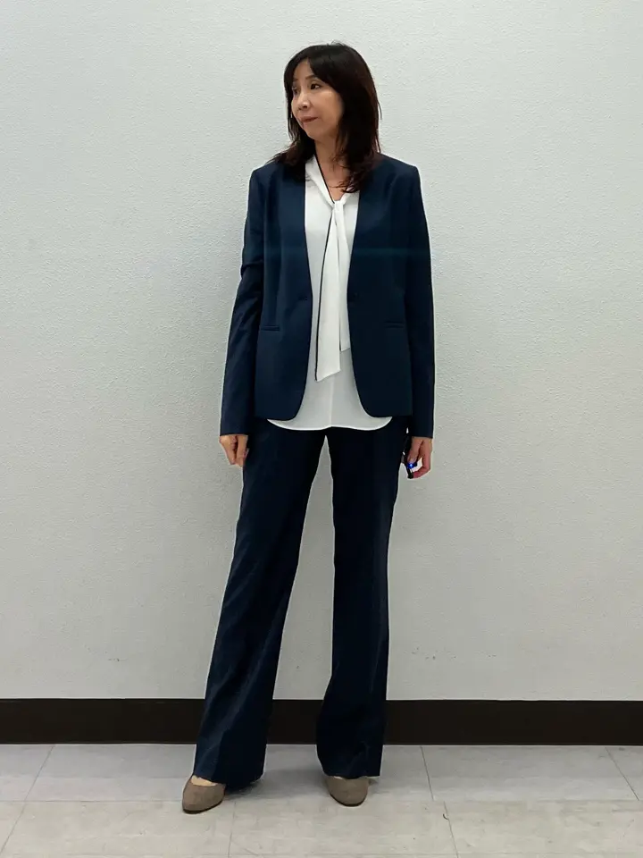 ICB L スタッフ コーディネート画像