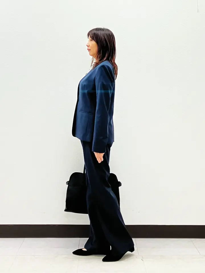 ICB L スタッフ コーディネート画像