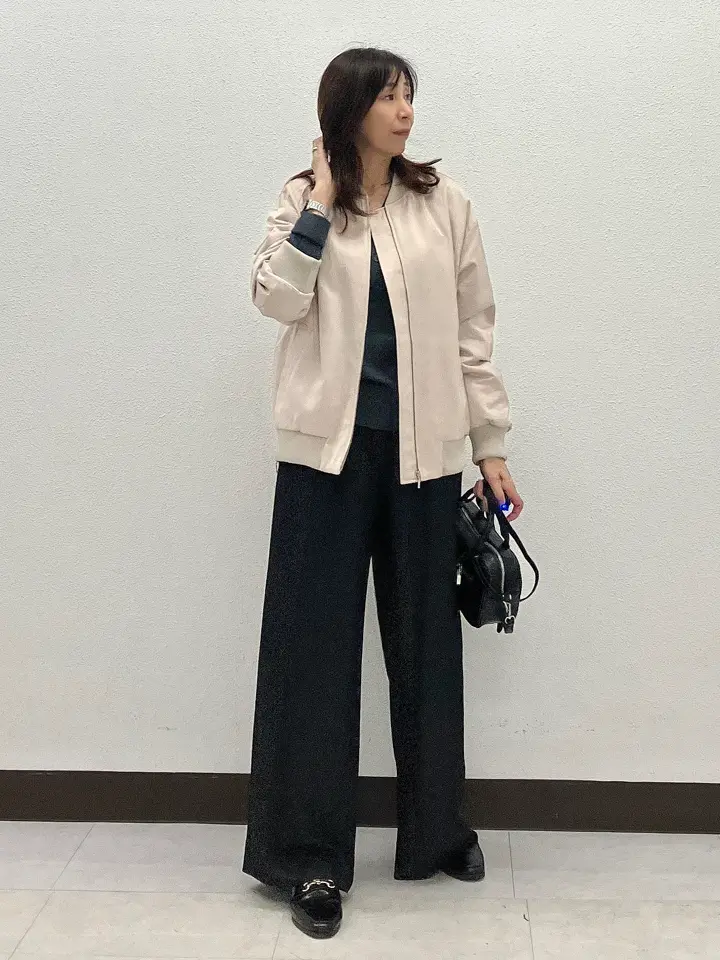 ICB L スタッフ コーディネート画像