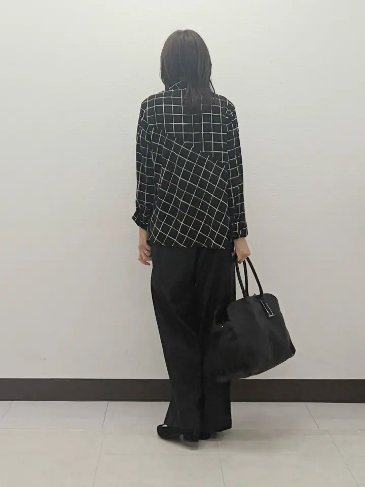 ICB L スタッフ コーディネート画像