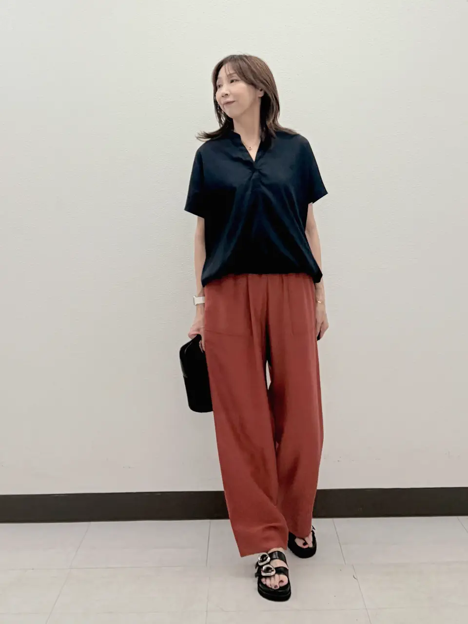 ICB L スタッフ コーディネート画像