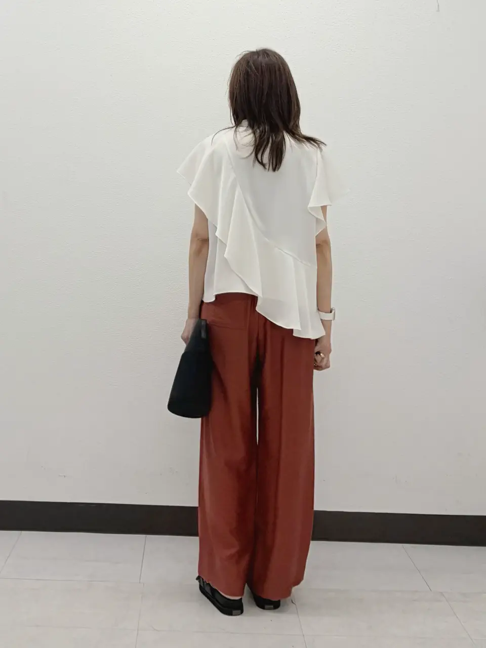 ICB L スタッフ コーディネート画像
