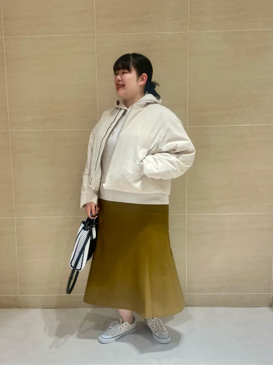  土谷 コーディネート画像