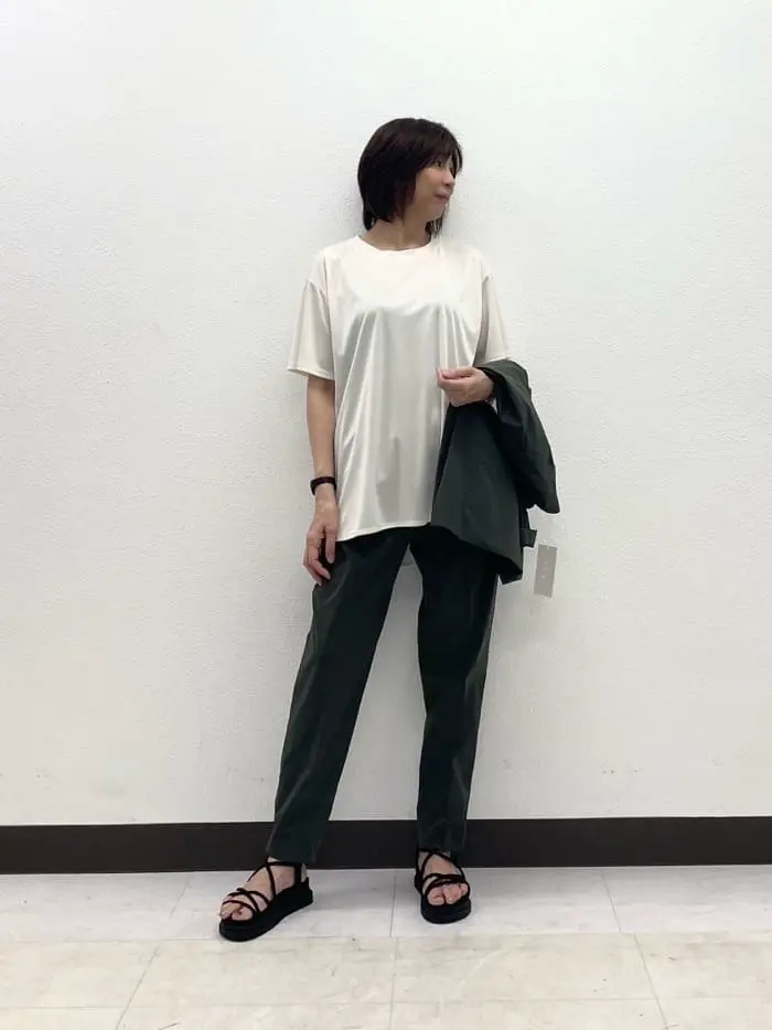 ICB L スタッフ コーディネート画像