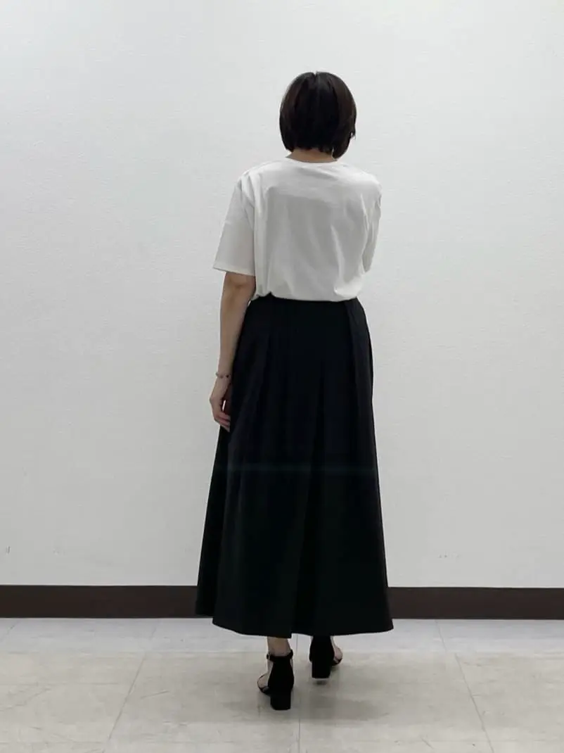 ICB L スタッフ コーディネート画像