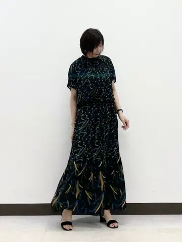 ICB L スタッフ コーディネート画像