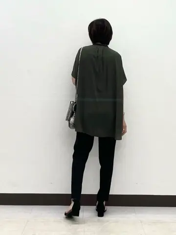 ICB L スタッフ コーディネート画像