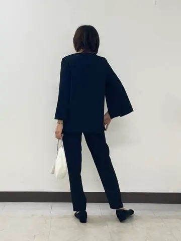 ICB L スタッフ コーディネート画像