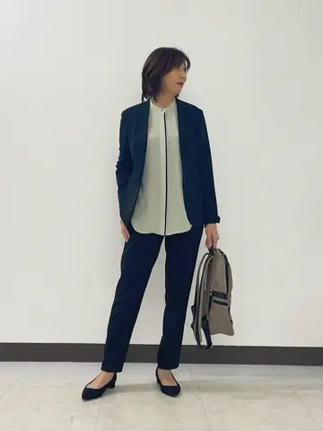 ICB L スタッフ コーディネート画像