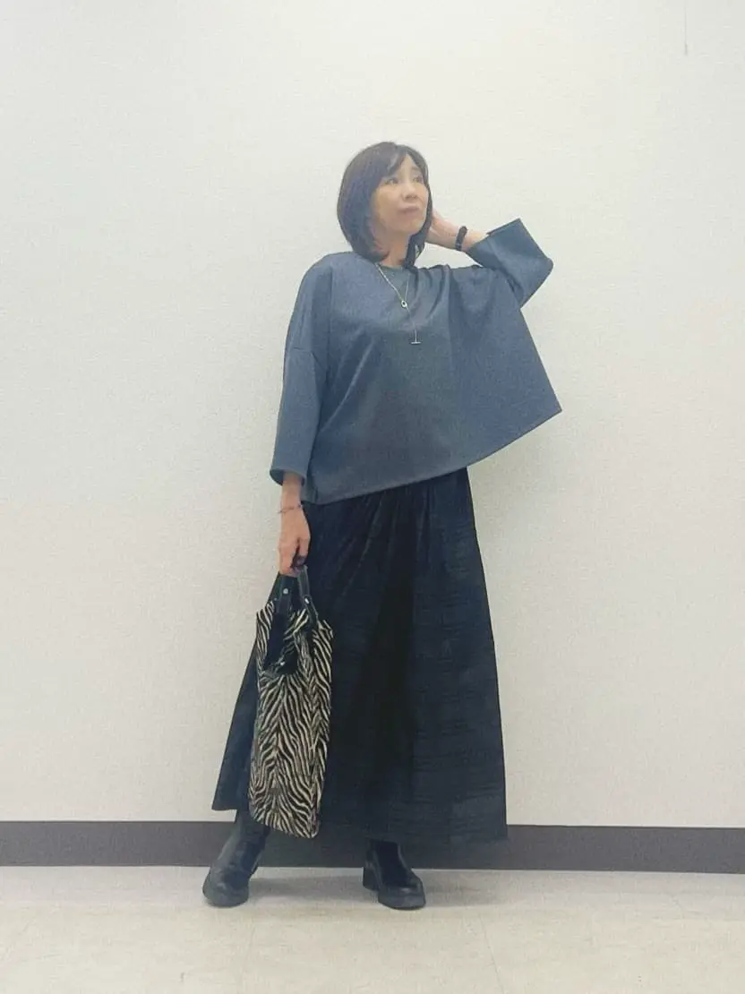 ICB L スタッフ コーディネート画像