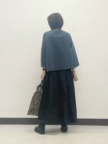 ICB L スタッフ コーディネート画像