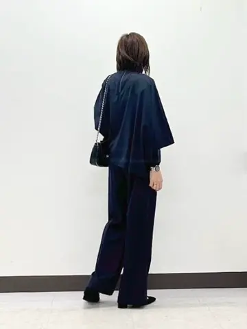 ICB L スタッフ コーディネート画像