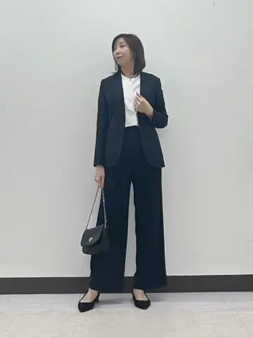 ICB L スタッフ コーディネート画像