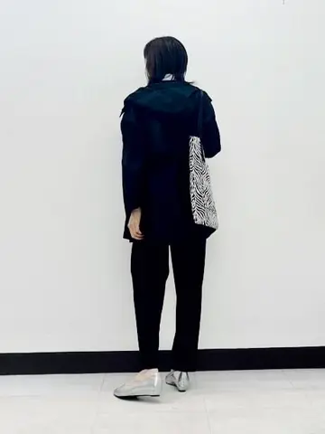 ICB L スタッフ コーディネート画像