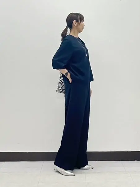 ICB L スタッフ コーディネート画像