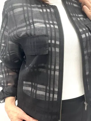 ICB L スタッフ コーディネート画像