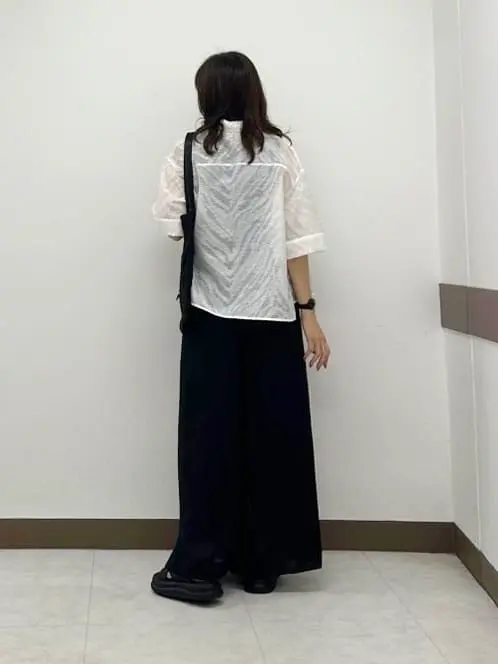 ICB L スタッフ コーディネート画像