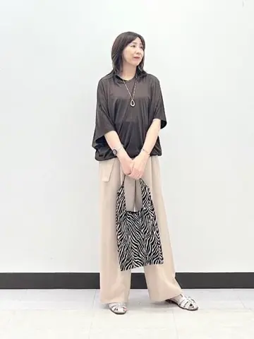 ICB L スタッフ コーディネート画像