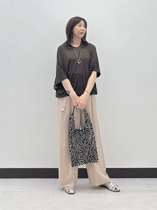 ICB L スタッフ コーディネート画像