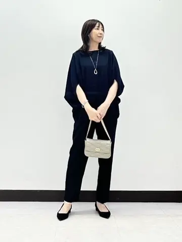 ICB L スタッフ コーディネート画像