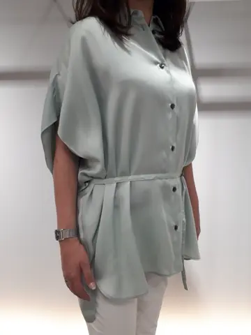 ICB L スタッフ コーディネート画像