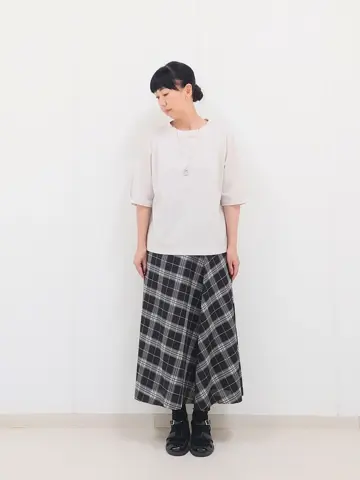 J.PRESS LADIES L スタッフ コーディネート画像