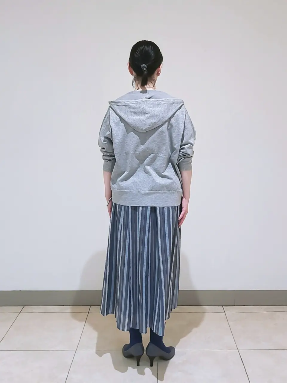 J.PRESS LADIES L スタッフ コーディネート画像