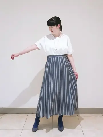 J.PRESS LADIES L スタッフ コーディネート画像