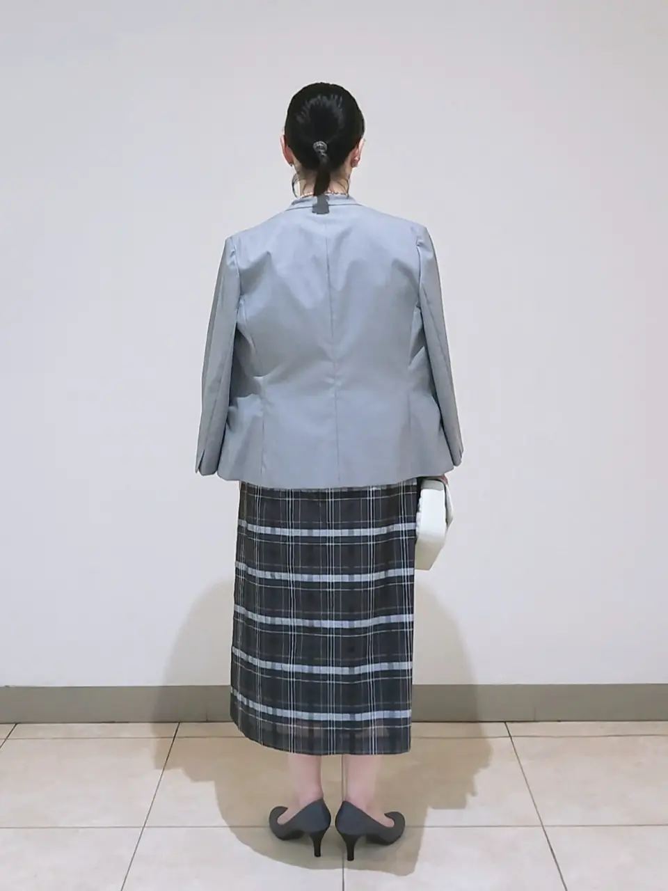 J.PRESS LADIES L スタッフ コーディネート画像