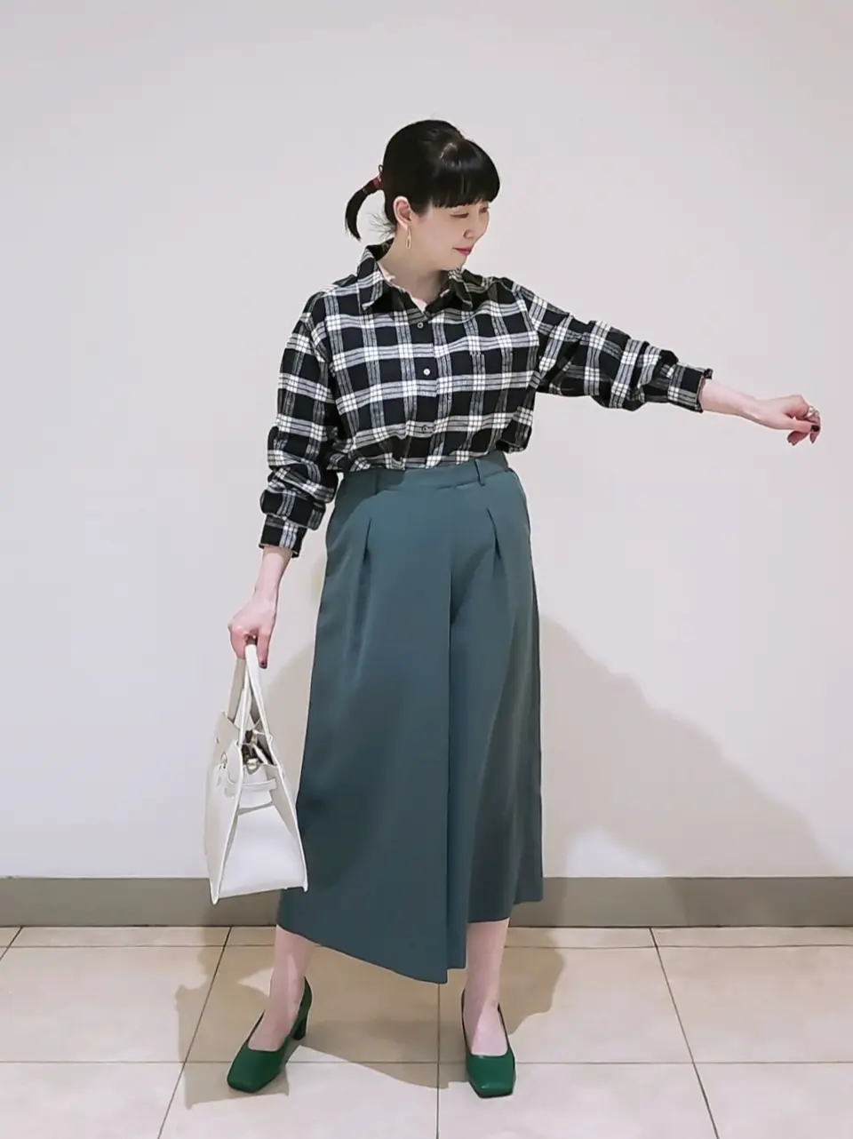 J.PRESS LADIES L スタッフ コーディネート画像