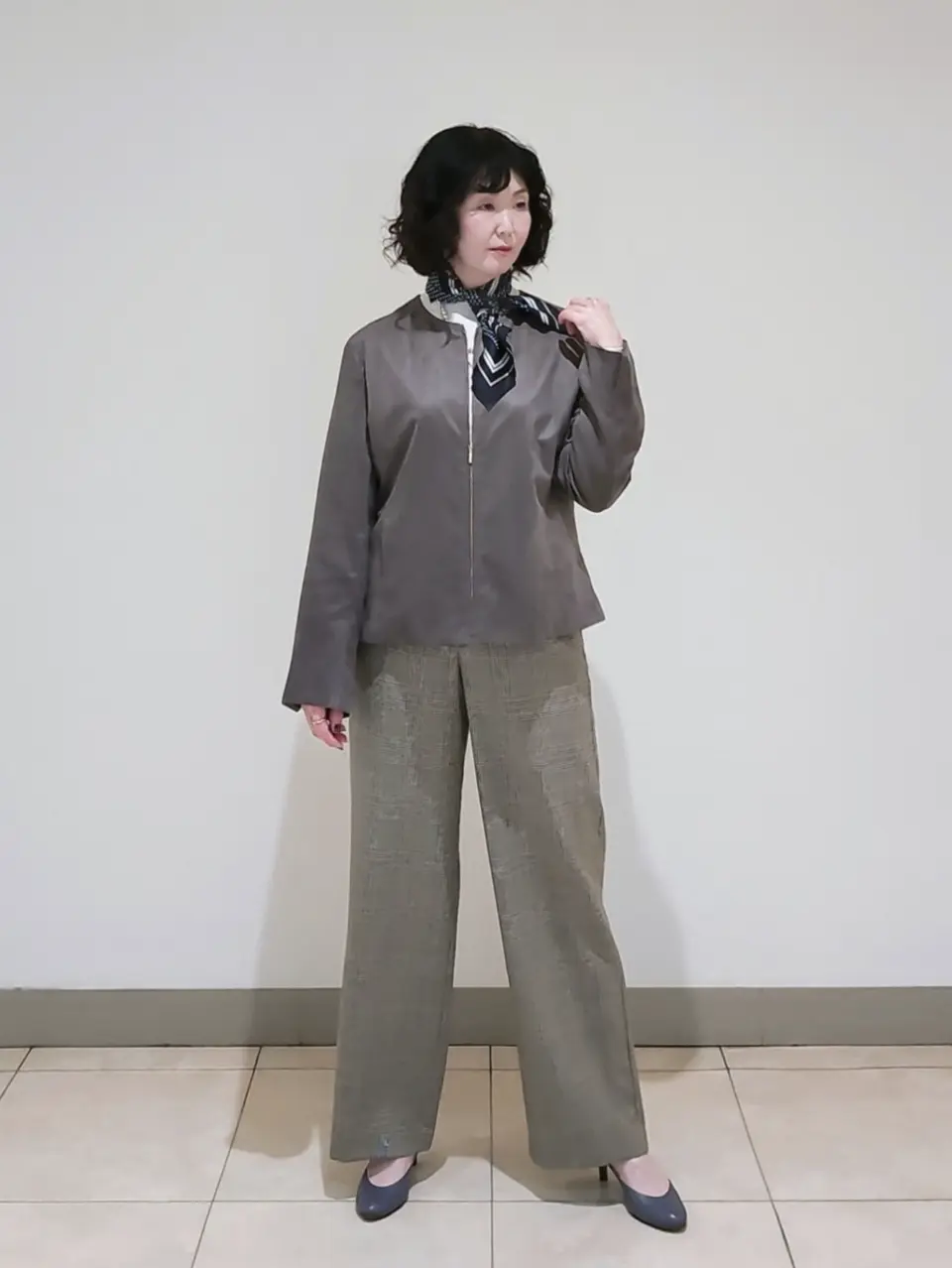 J.PRESS LADIES L スタッフ コーディネート画像