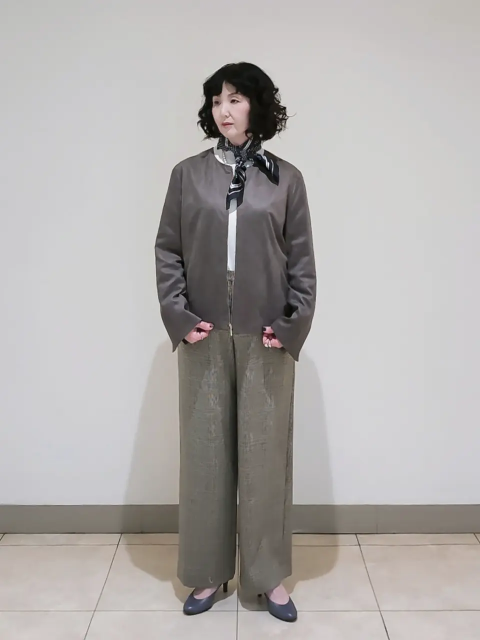 J.PRESS LADIES L スタッフ コーディネート画像