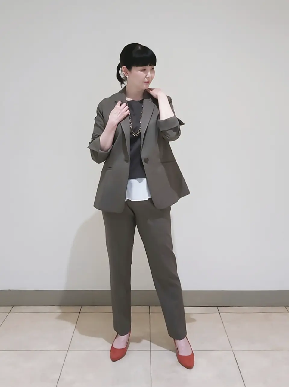 J.PRESS LADIES L スタッフ コーディネート画像