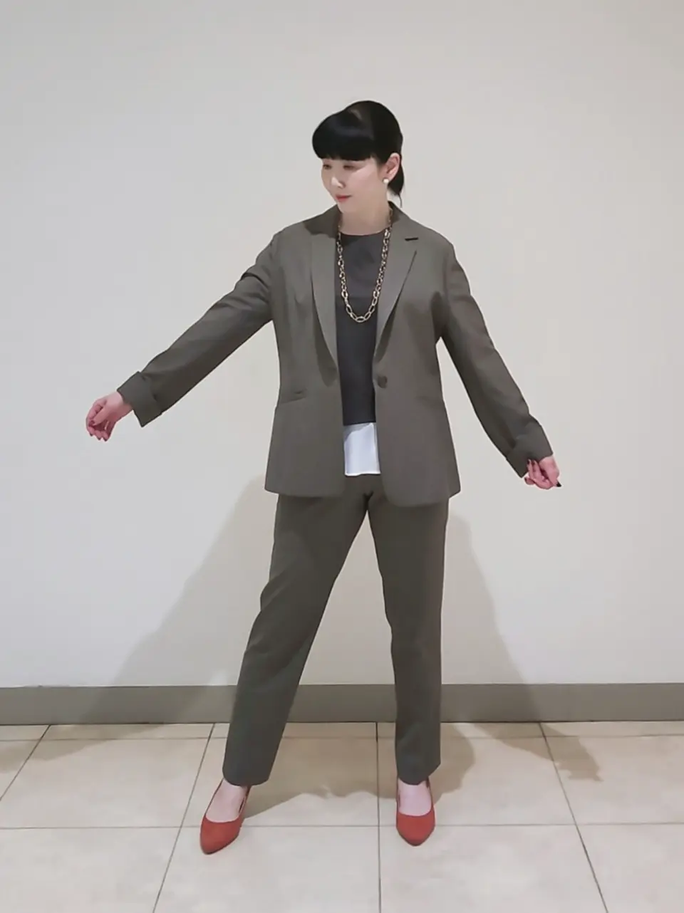 J.PRESS LADIES L スタッフ コーディネート画像