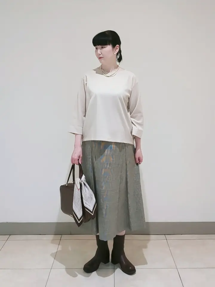 J.PRESS LADIES L スタッフ コーディネート画像