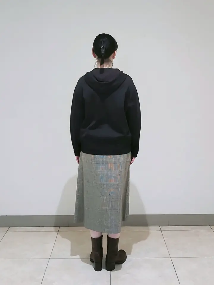 J.PRESS LADIES L スタッフ コーディネート画像