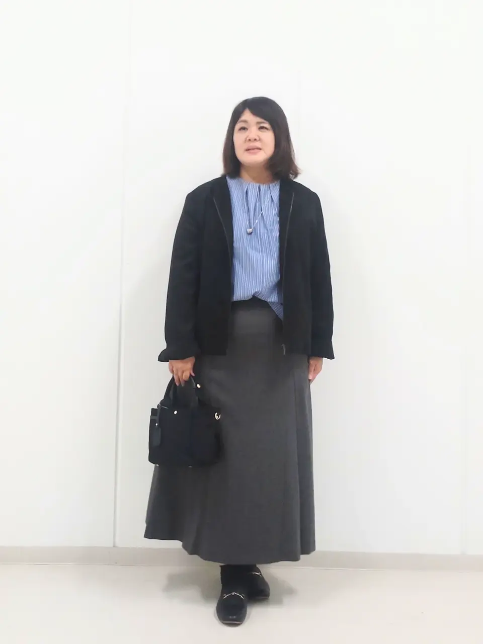 新品タグ付　J PRESS スカート　ベーシック　ジェイプレス　オンワード J.PRESS - ジェイプレス スカート 台形 ミディ丈 ステッチ
