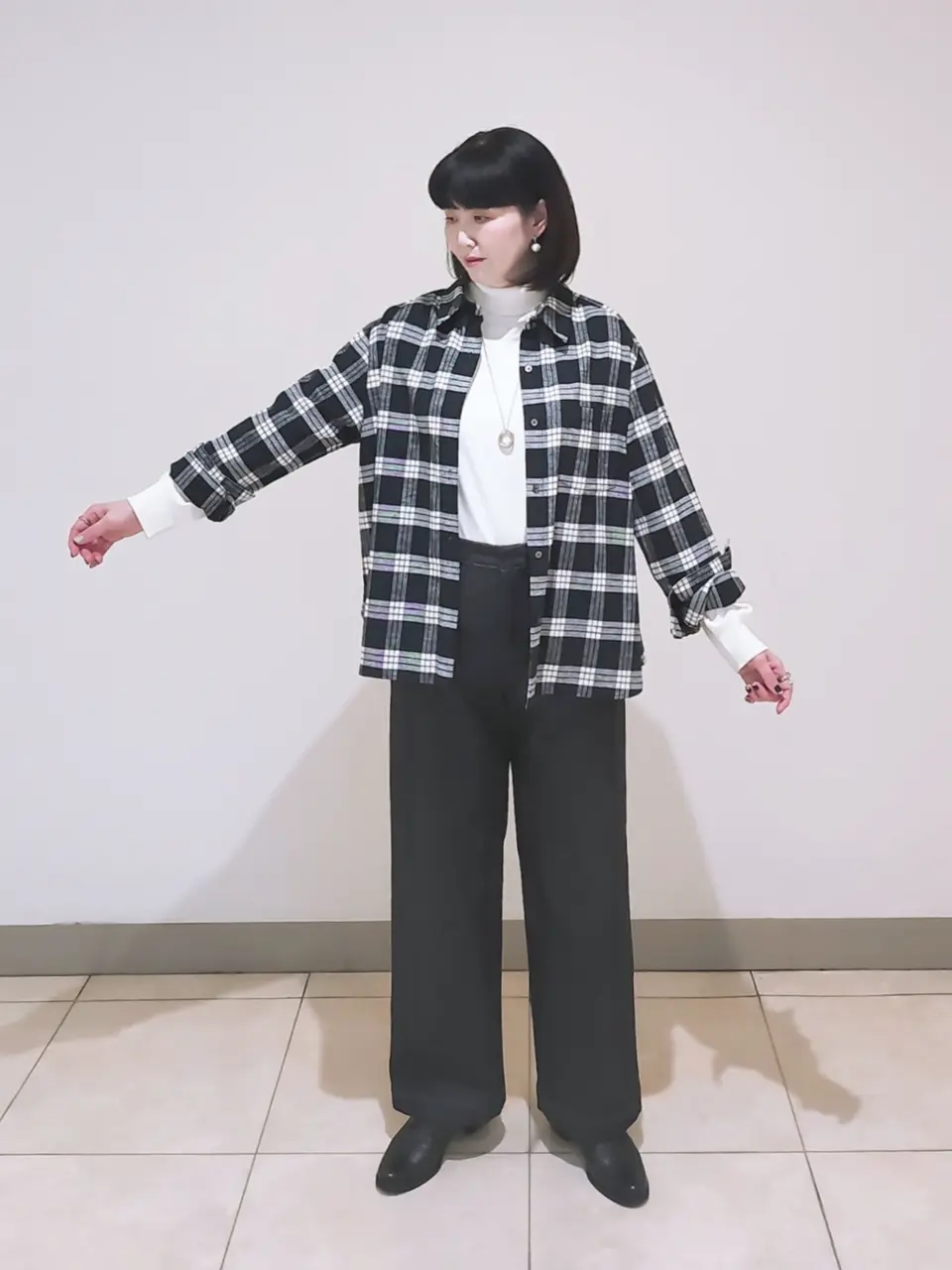 J.PRESS LADIES L スタッフ コーディネート画像