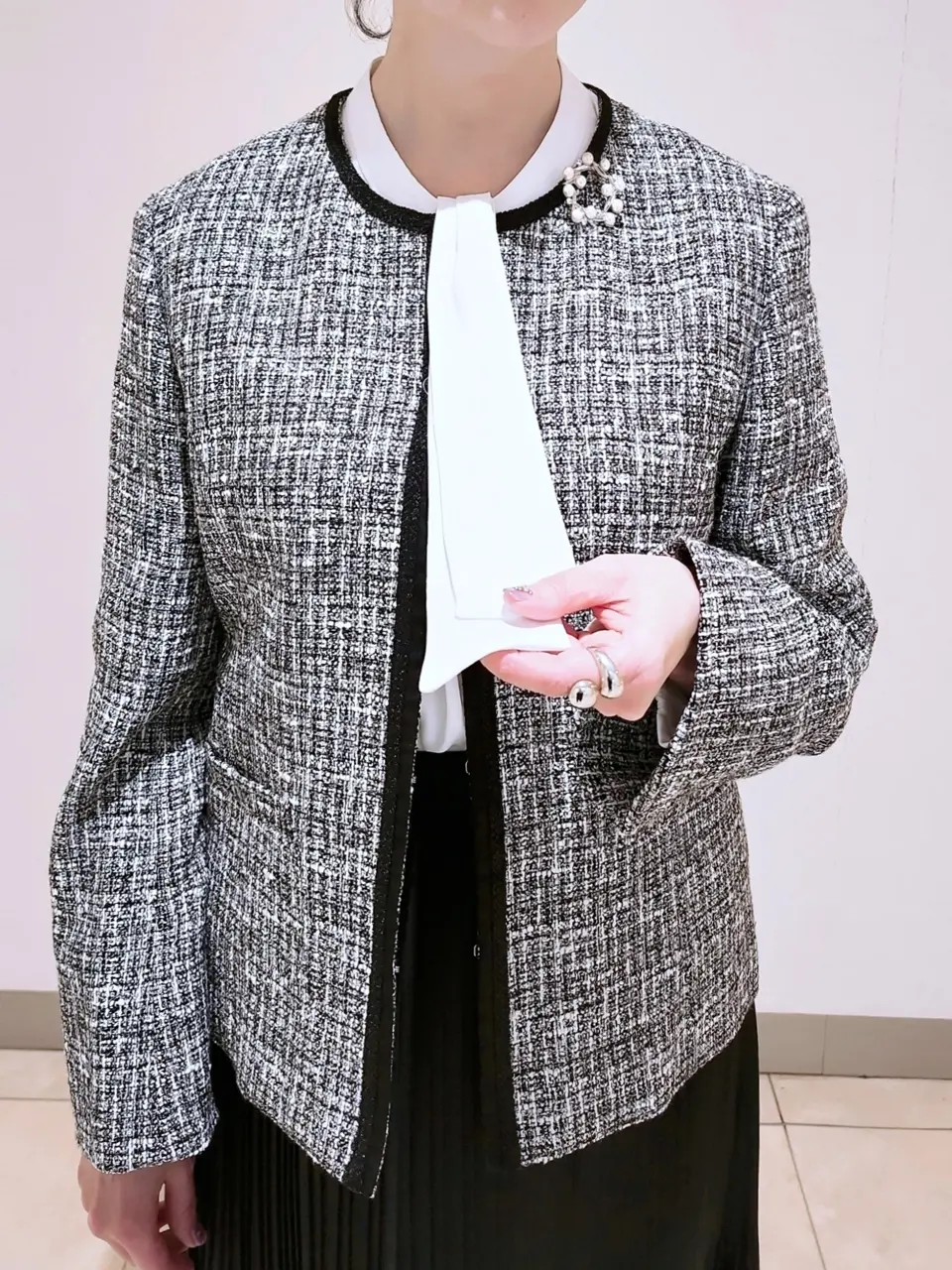 J.PRESS LADIES L スタッフ コーディネート画像