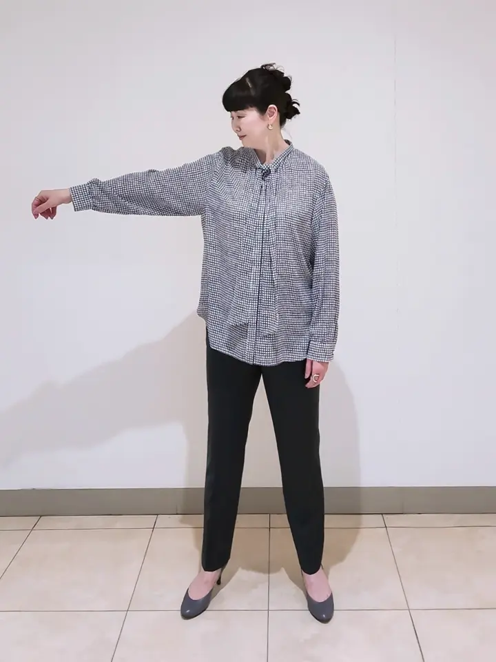 J.PRESS LADIES L スタッフ コーディネート画像