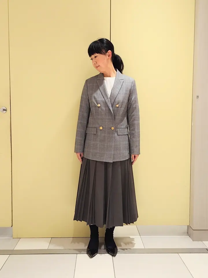 J.PRESS LADIES スタッフ コーディネート画像