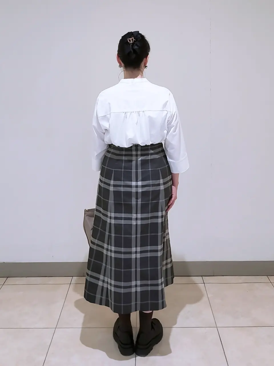 J.PRESS LADIES L スタッフ コーディネート画像